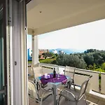 شقة By Interhome Sukošan