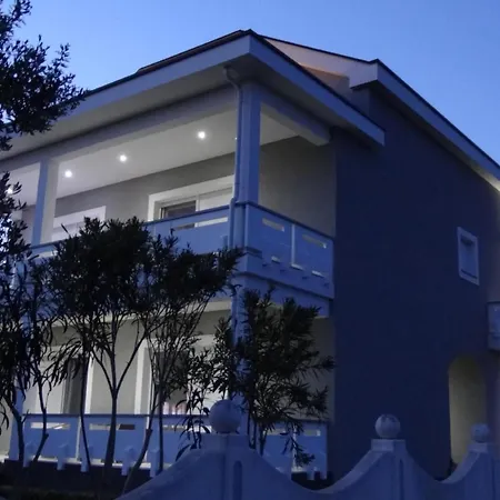 By Interhome *