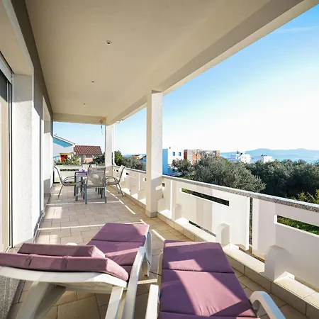 By Interhome Sukošan