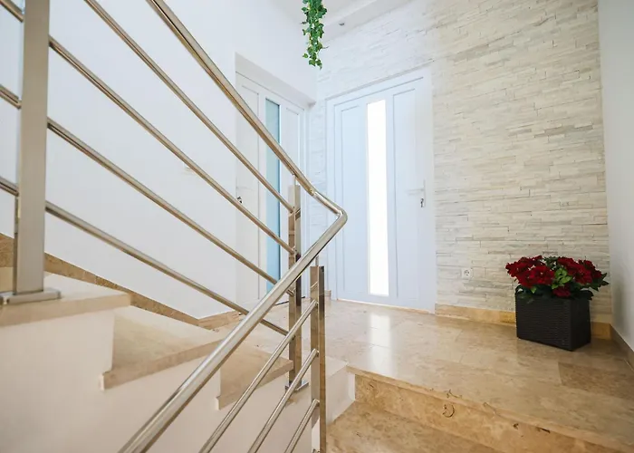 By Interhome * Sukošan