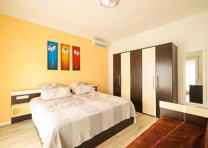 By Interhome