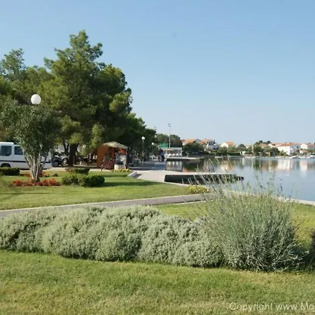 By Interhome * Sukošan