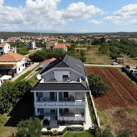 아파트 By Interhome